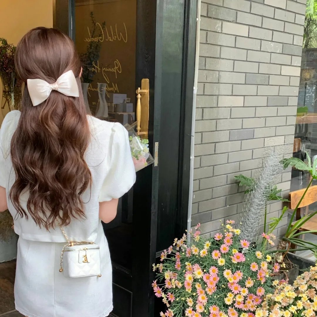 欲浪春潮